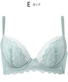 Wing ブラジャー 背中の段差を軽減 脇高設計 パーソナライズ設計 【脇も背中もきれいブラ】 Gカップまで対応 大きいサイズ KB2723 ウイング／ワコール