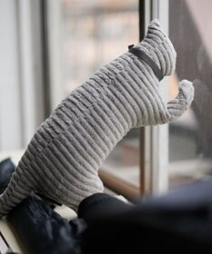 LOOM&SPOOL GRA綿毛布猫抱き枕