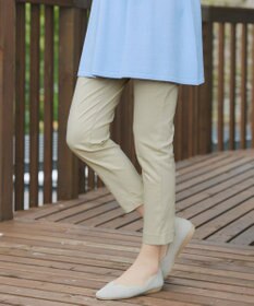 Tiaclasse L 麻混ストレッチテーパードパンツ