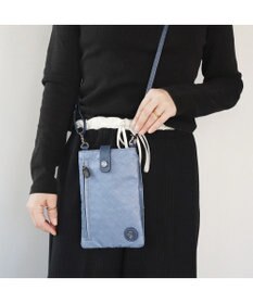 PELLE BORSA パスポートサイズショルダーバッグ Alive アライブ 4306