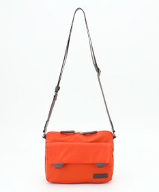 Y'SACCS ダブルタブ　トラベルポシェット