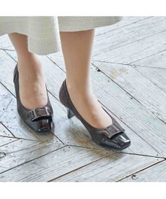 Riz raffinee <Riz raffinee>バックルモチーフコンビパンプス