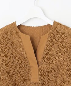 自由区 L 【洗える】ジオメトリックフラワーレースプルオーバー ブラウス