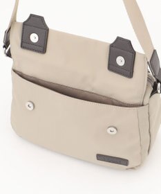 Y'SACCS ダブルタブ　トラベルポシェット