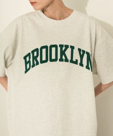 AMERICAN HOLIC BROOKLYN カレッジロゴBIGTシャツ