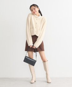 earth music&ecology ゴールド釦ショートニットカーディガン