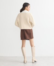 earth music&ecology ゴールド釦ショートニットカーディガン