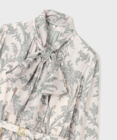 GRACE CONTINENTAL サラサプリントリボン付ワンピース