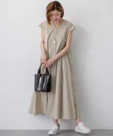 23区 L 【接触冷感/撥水加工/洗える】ストレッチブロード Vネックワンピース