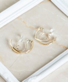 Phoebe 〈シリーズ累計販売10000点突破！〉〈痛くないシリーズ/金属アレルギー対応〉クロスフープクリスタルループフィットイヤリング　ゴールド