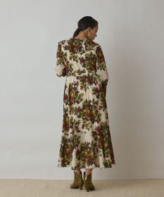 GRACE CONTINENTAL ボタニカルベリープリントワンピース