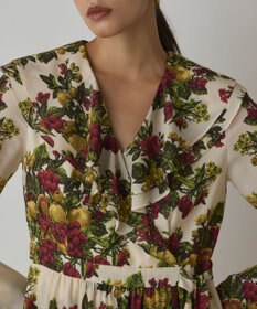 GRACE CONTINENTAL ボタニカルベリープリントワンピース