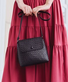 Tiaclasse 【2点セット】編み込み風ショルダーバッグ＋ショルダーポーチ付き