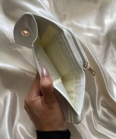 WEGO スタッズキルティングウォレット