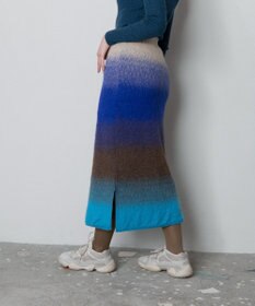 TRICOTE GRADATION SHAGGY SKIRT／グラデーションシャギースカート