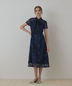 GRACE CONTINENTAL フラワ－フレアドレス