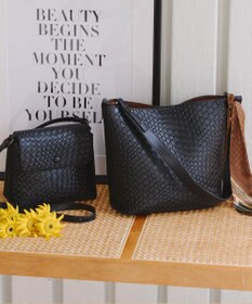 Tiaclasse 【2点セット】編み込み風ショルダーバッグ＋ショルダーポーチ付き