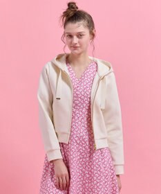 TOCCA 【chayさん着用】NICE HOLIDAY HOODIE フーディー アイボリー系