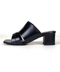 Dominic3 型押しヒール レザーVカットミュール