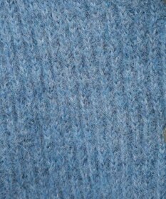 earth music&ecology ゴールド釦ショートニットカーディガン