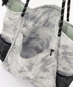 JOSEPH ABBOUD MOUNTAIN 【軽量/ECO撥水/ポケッタブル】エンボスプリント トートバッグ