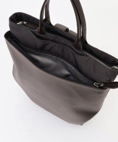 Y'SACCS シルキーリュクスバックパック