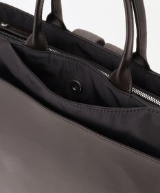 Y'SACCS シルキーリュクスバックパック