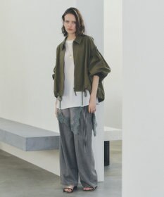 YECCA VECCA ボリュームギャザーデザインZIPブルゾン