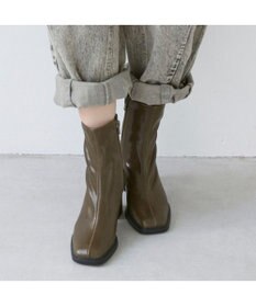 MODE ET JACOMO <carino>スクエアトゥブロックヒールブーツ