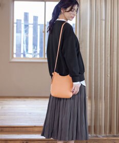 Tiaclasse 【洗える】フード風ダイバートップス