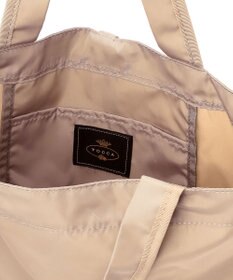 TOCCA SOGNO FUR CHARM TOTE トートバッグ【WEB＆一部店舗限定・A4サイズ対応】