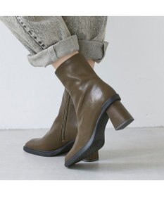MODE ET JACOMO <carino>スクエアトゥブロックヒールブーツ
