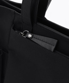 Y'SACCS 【Y'SACCS Gene Line】ロット トートバッグ Medium