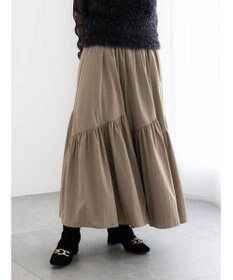 Te chichi マットタフタバイヤスティアードスカート