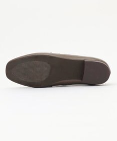 組曲 スクエアトゥローファー