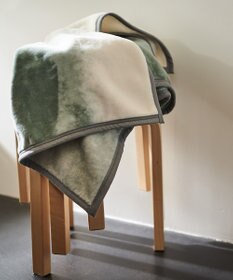 LOOM&SPOOL FOL綿毛布ブランケット／カーキ