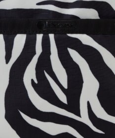 LeSportsac DANIELLA CROSSBODY/クリームブラックゼブラ