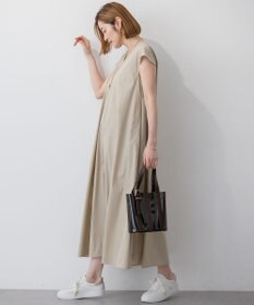 23区 L 【接触冷感/撥水加工/洗える】ストレッチブロード Vネックワンピース