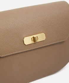 LIBERTY. アイフィス レザー ラウンド クロスボディバッグ