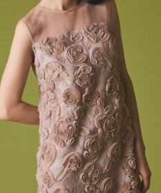 GRACE CONTINENTAL フラワーembドレス