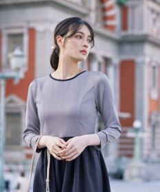 Tiaclasse L 【洗える】バックルベルト付き配色フレアワンピース