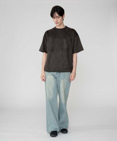 WEGO 【ユニセックス着用ITEM/MLサイズ展開】フェイクスウェードエンボスロゴT（SS）