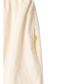 YECCA VECCA パラシュートパンツ①