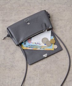 IACUCCI アバ ウォレットショルダー CERVO