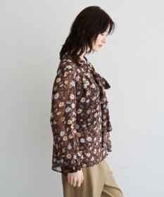 YECCA VECCA フラワー柄シアーボウタイブラウス