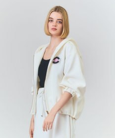 GRACE CONTINENTAL エンブレムフーディ