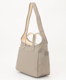 Y'SACCS 小西真奈美×Y'SACCS　Polka Dots ハンドル付きアクティブショルダーバッグ