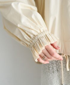 YECCA VECCA ボリュームギャザーデザインZIPブルゾン