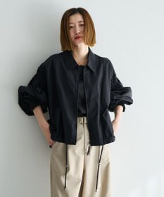 YECCA VECCA ボリュームギャザーデザインZIPブルゾン