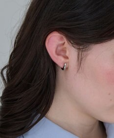 Phoebe 【金属アレルギー対応】【痛くないシリーズ】ぷっくりモードクリスタルループフィットイヤリング　シルバー